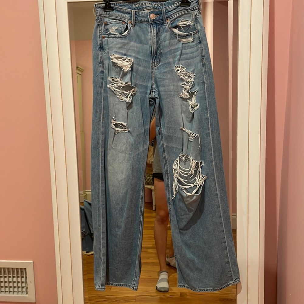 American Eagle Loose Jeans